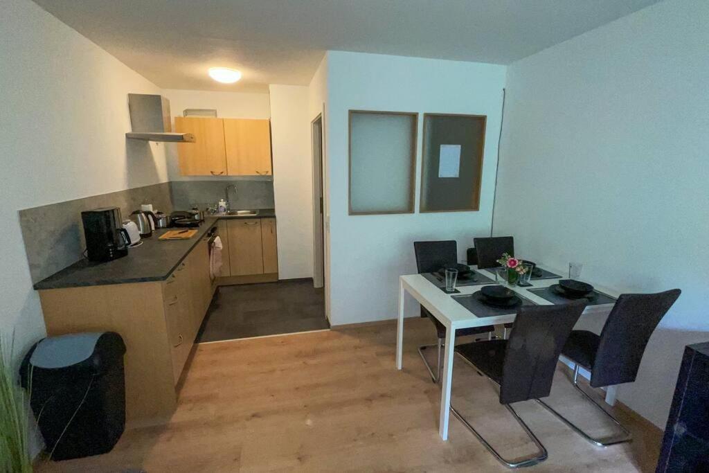 Shine Apartment אוברשטאופן מראה חיצוני תמונה