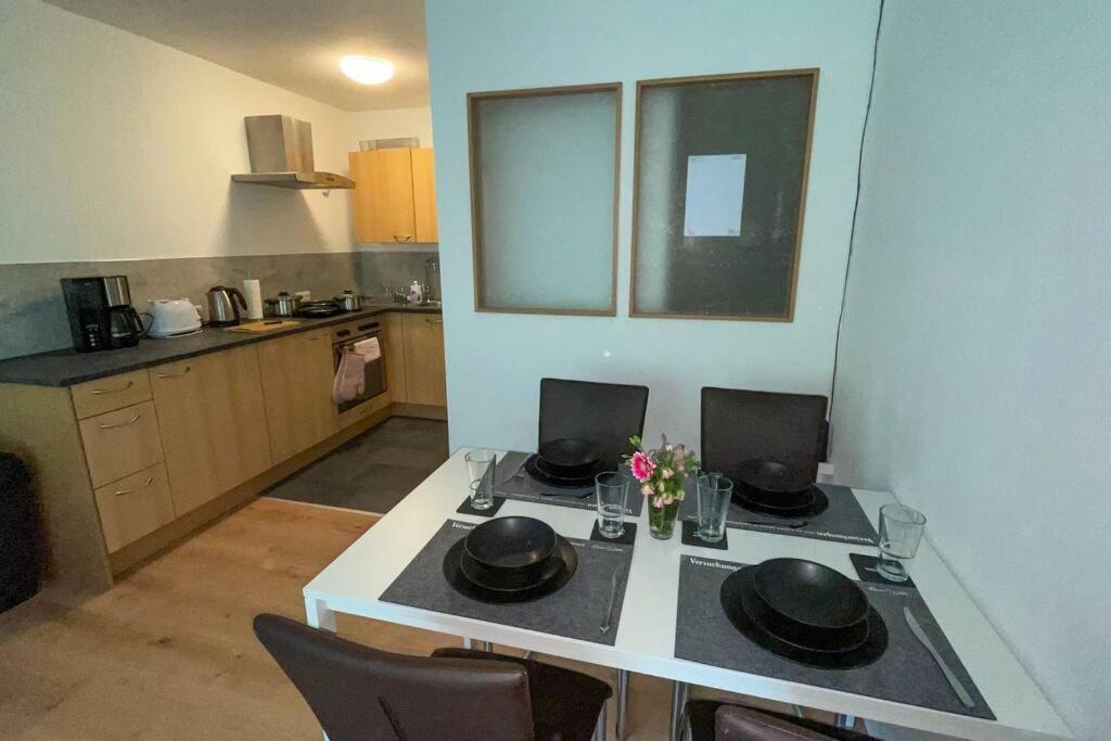 Shine Apartment אוברשטאופן מראה חיצוני תמונה